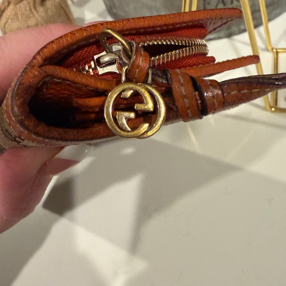 Gucci Tan and Brown Women's Wallet with Gold GG on Zipper. 100% Authentic! - Picture 7 of 7